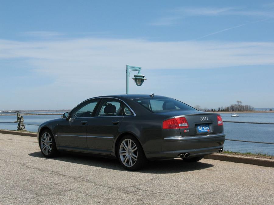  Audi S8 (D3) 2008 года  (NA) (фото 6 из 62)